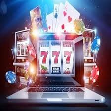 Mobile gaming interface showing sports and casino options on okplay slot